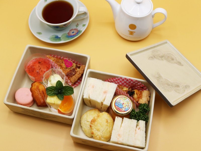 Meal Image on the train ＊Not Lunch　/ *Meals are subject to change depending on the season. / 餐點內容將隨季節變動而調整